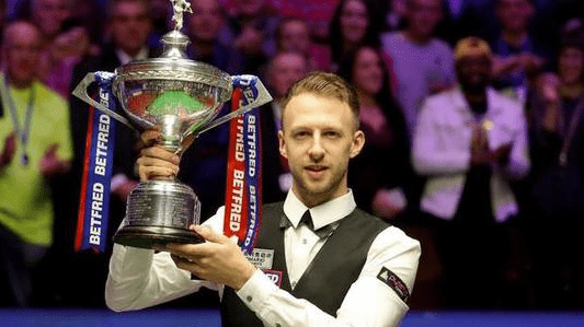 时由外援马 时由外援马