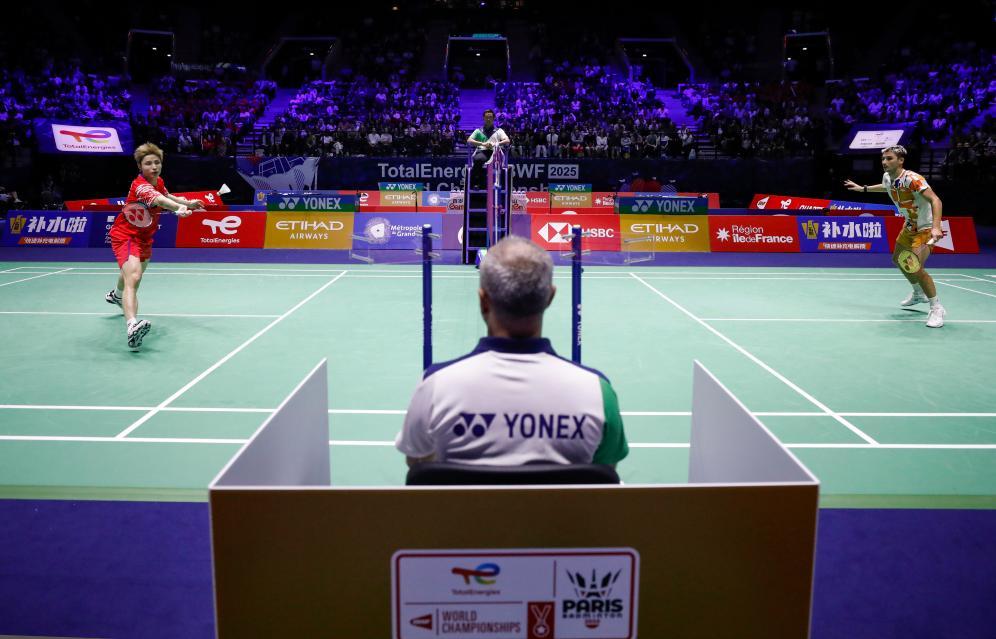 人瞩目的时 人瞩目的时