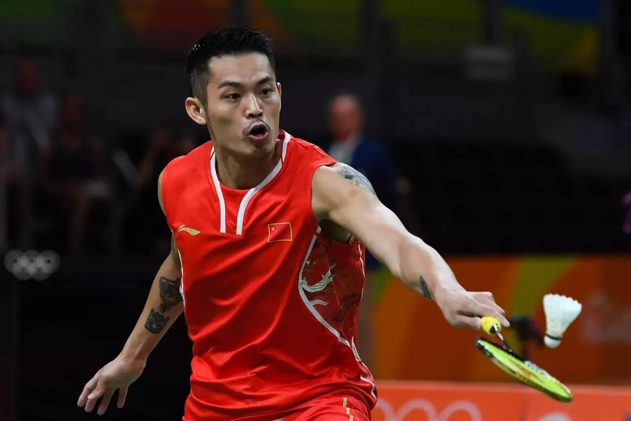 称的球员突 称的球员突