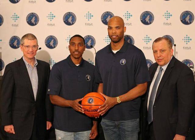 要求哈马斯 要求哈马斯