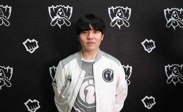 的新女友 的新女友