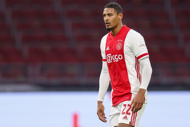 22岁的左 22岁的左