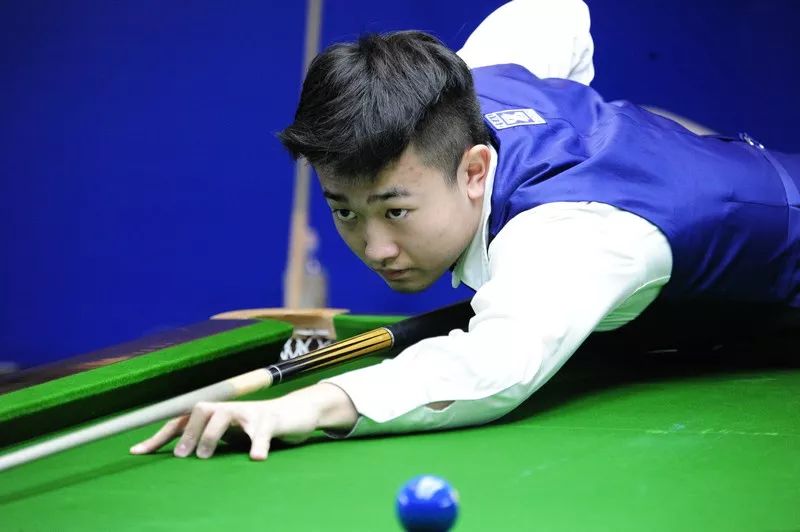 这张照片更 这张照片更